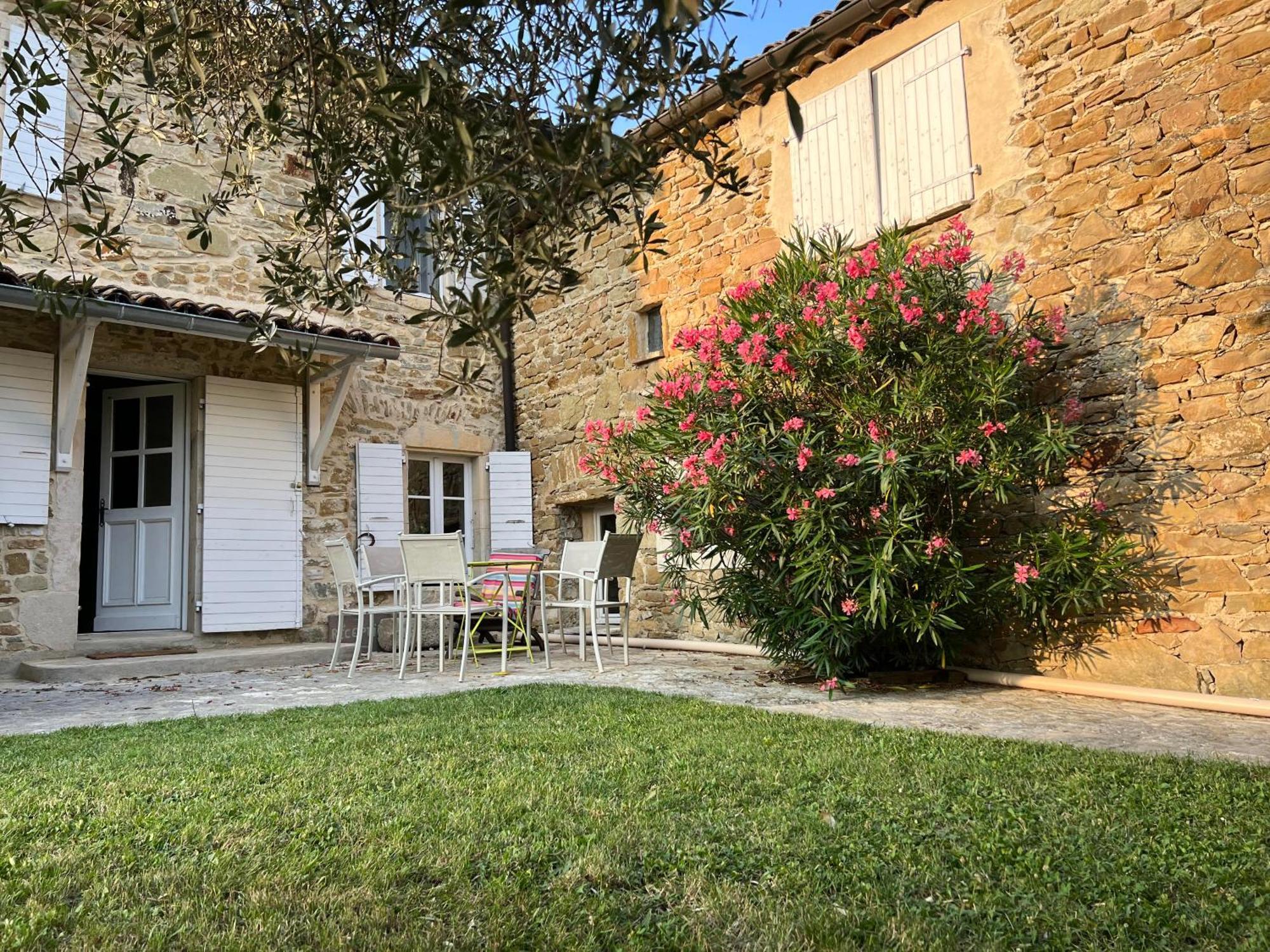 Mas Redortier Bed & Breakfast Soyans Екстериор снимка